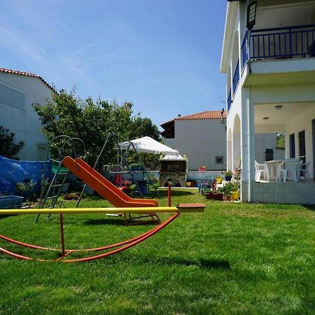Вилла Dolphins House Paralia Avdhiron Экстерьер фото