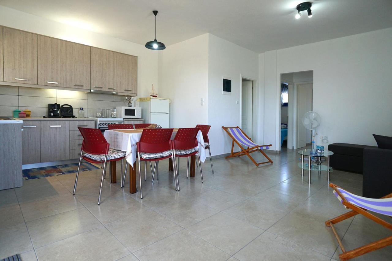 Вилла Dolphins House Paralia Avdhiron Экстерьер фото